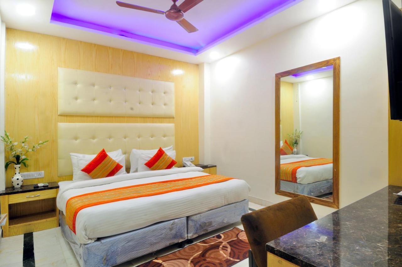 Hotel Karlo Kastle - Paharganj - Nuova Delhi Esterno foto