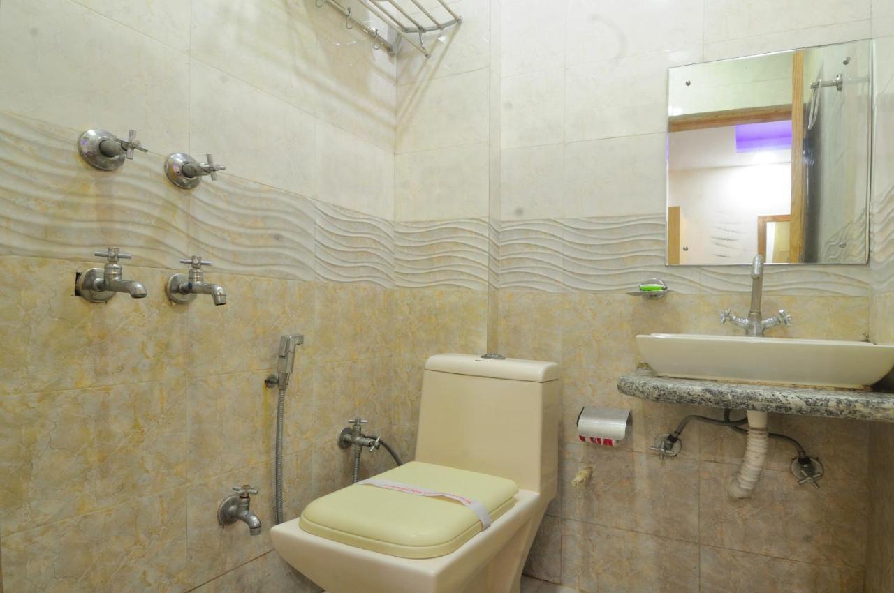 Hotel Karlo Kastle - Paharganj - Nuova Delhi Esterno foto