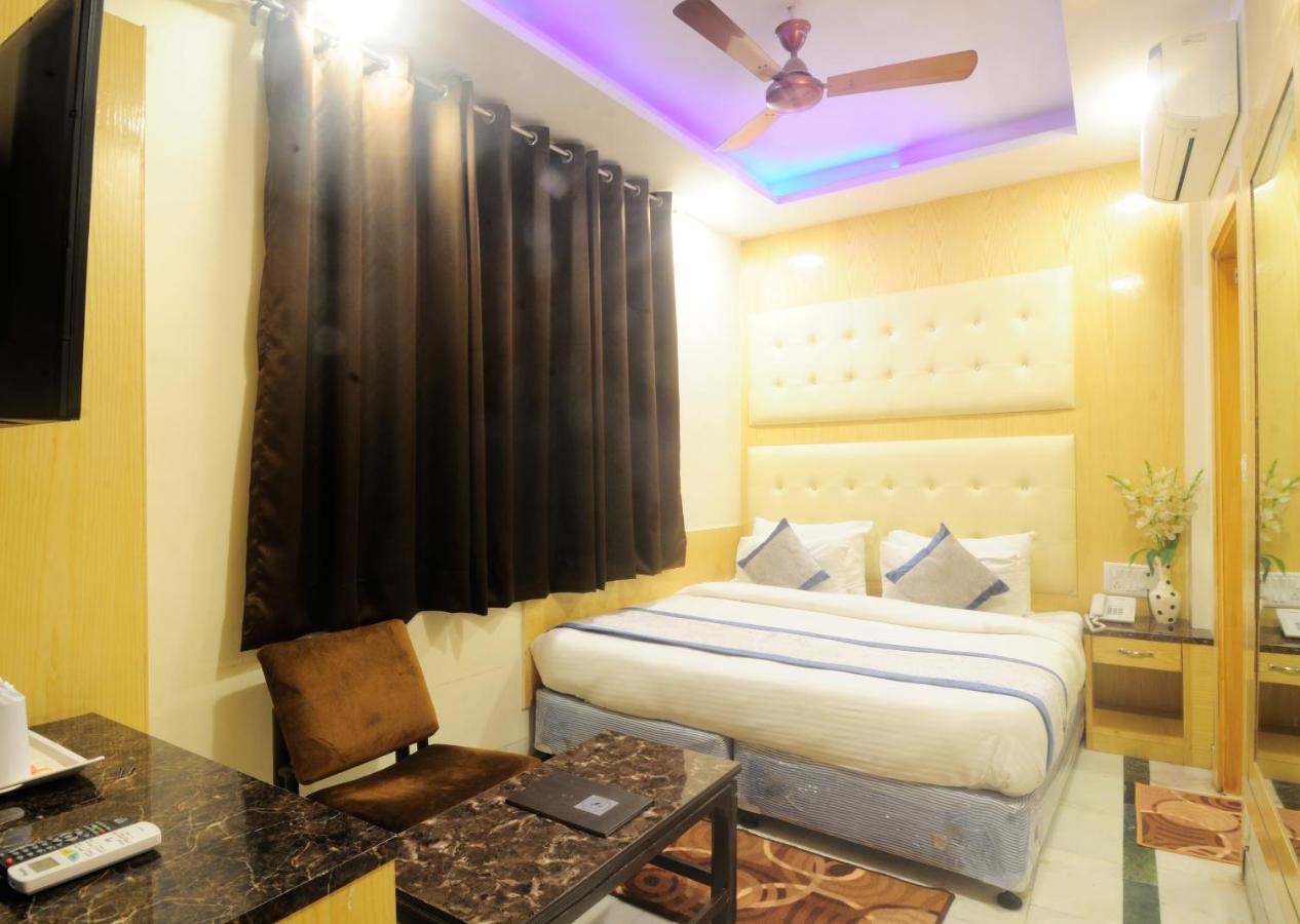 Hotel Karlo Kastle - Paharganj - Nuova Delhi Esterno foto