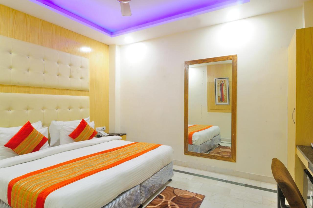 Hotel Karlo Kastle - Paharganj - Nuova Delhi Esterno foto