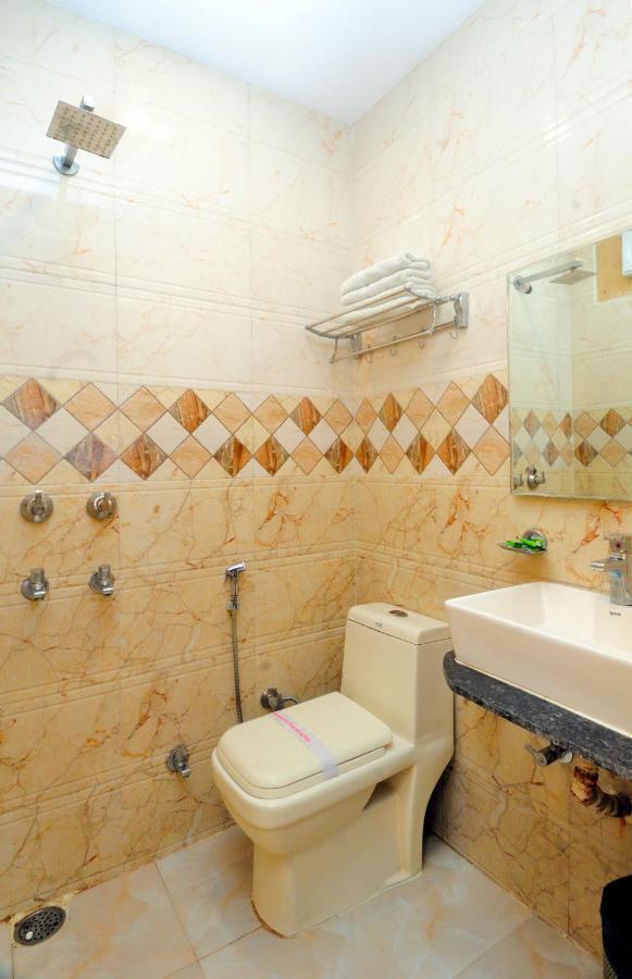 Hotel Karlo Kastle - Paharganj - Nuova Delhi Esterno foto